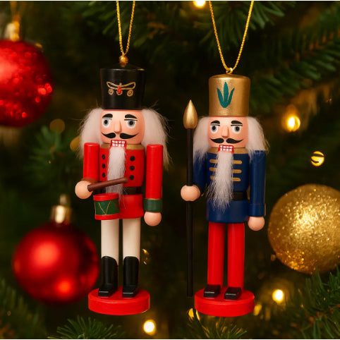 Kit 4 Bonecos Quebra‑Nozes de Madeira para Decoração de Natal (14 cm)